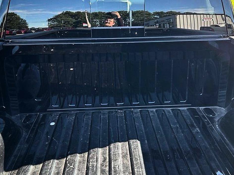 Used 2025 RAM 1500 Tradesman w/ Night Edition AWD/4WD image 10