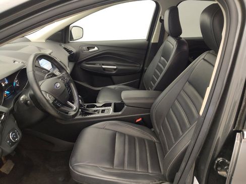 Used 2019 Ford Escape SEL image 17