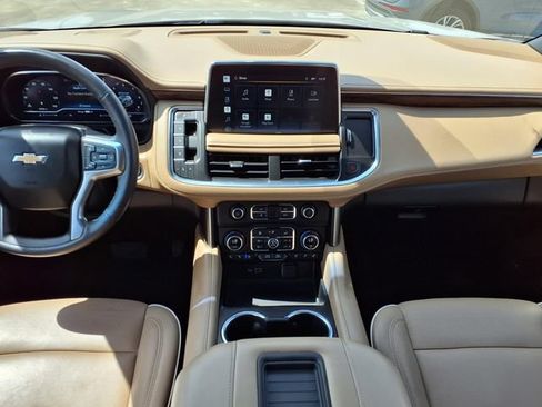 Used 2022 Chevrolet Tahoe Premier RWD image 7