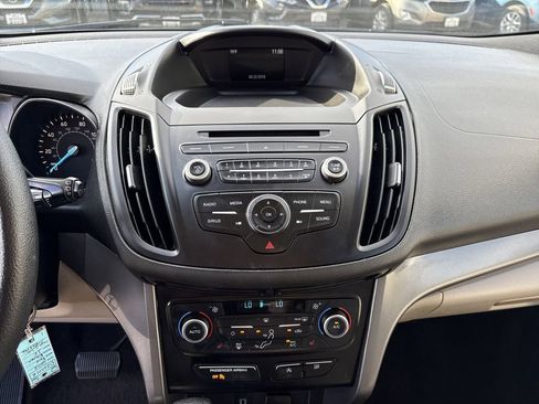 Used 2018 Ford Escape SE image 15