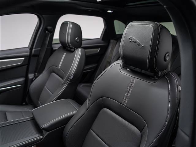 New 2025 Jaguar F-PACE R-Dynamic S AWD/4WD image 16
