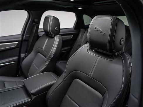 New 2025 Jaguar F-PACE R-Dynamic S AWD/4WD image 16