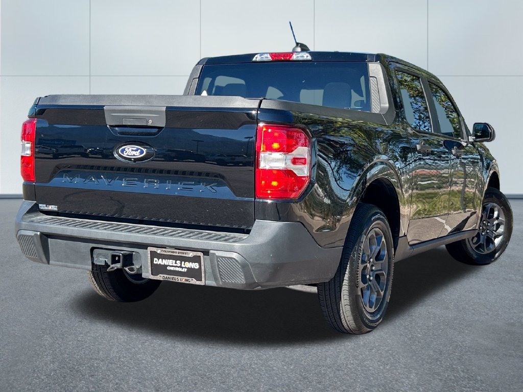 Used 2025 Ford Maverick XLT w/ Equipment Group 302A AWD/4WD image 2