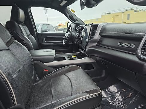 Used 2024 RAM 2500 Laramie w/ Night Edition image 11