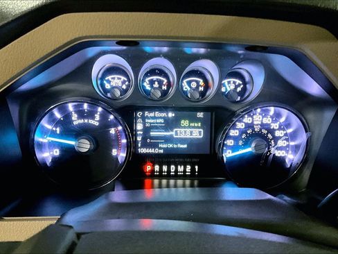 Used 2014 Ford F250 Lariat w/ Chrome Package image 23