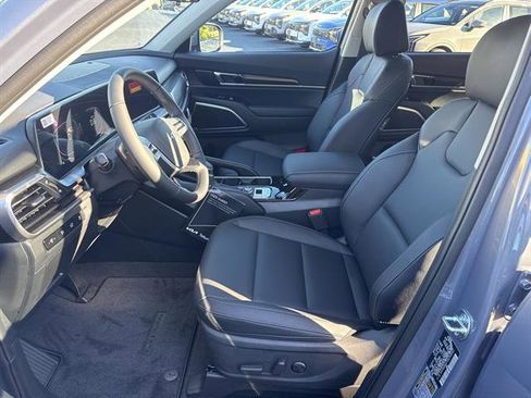 New 2025 Kia Telluride S image 11