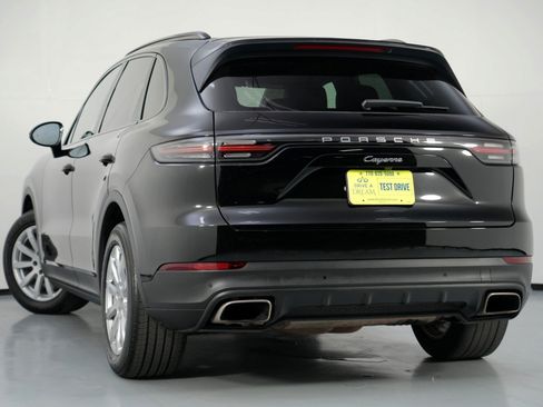 Used 2022 Porsche Cayenne Platinum Edition AWD/4WD image 6