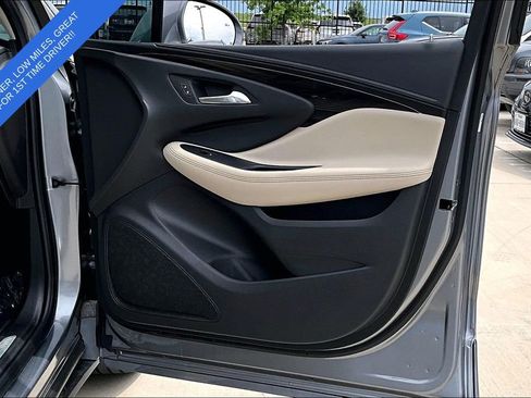 Used 2020 Buick Envision Essence FWD image 24