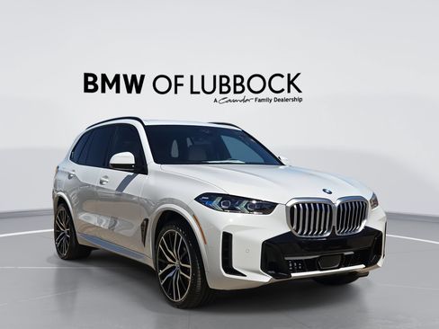 New 2026 BMW X5 xDrive40i w/ M Sport Package AWD/4WD image 1