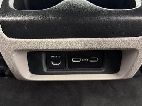 Used 2023 Honda Odyssey Touring image 27