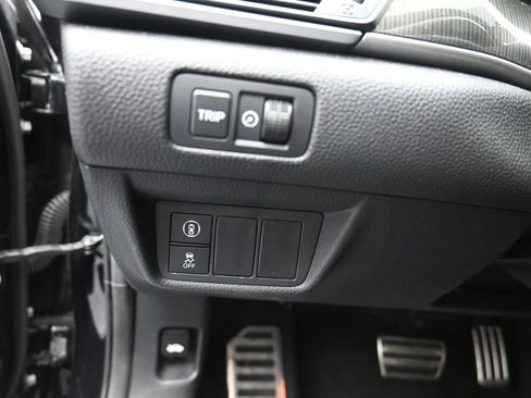 Used 2020 Honda Accord Sport image 12