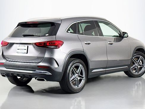 Used 2023 Mercedes-Benz GLA 250 4MATIC image 12