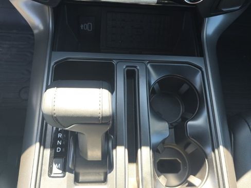 New 2025 Ford F150 Lariat w/ Equipment Group 502A High image 28