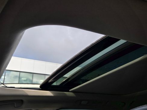 Used 2023 INFINITI QX60 Pure image 17