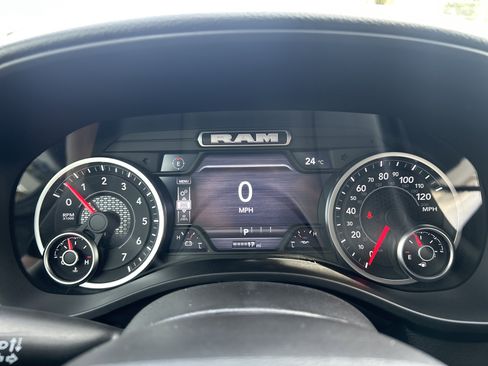 New 2026 RAM 1500 Express image 21