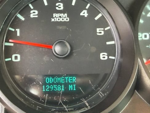 Used 2013 Chevrolet Silverado 1500 W/T RWD image 12