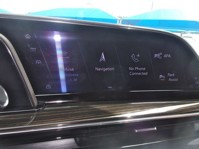 Used 2023 Cadillac Escalade ESV Premium Luxury w/ Performance Package AWD/4WD image 26