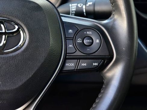 Used 2023 Toyota Corolla SE FWD image 17