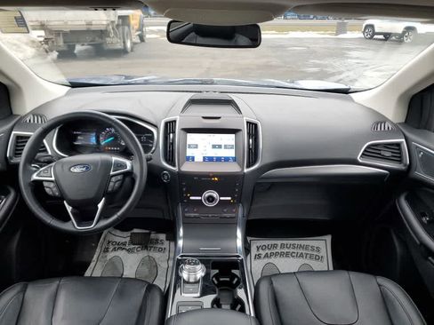 Used 2020 Ford Edge Titanium w/ Equipment Group 301A image 17