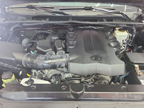 Used 2013 Toyota 4Runner SR5 RWD image 24