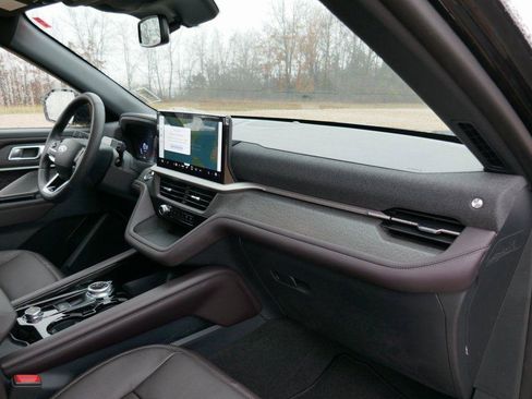 New 2026 Ford Explorer Platinum w/ LUX Leather Package image 11