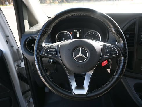 Used 2021 Mercedes-Benz Metris w/ Premium Safety Package image 2