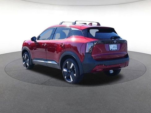 Certified 2025 Nissan Kicks SR image 4