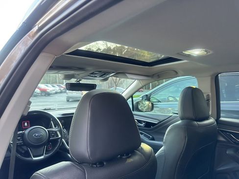 Used 2022 Subaru Outback Limited w/ Popular Package #2 image 10