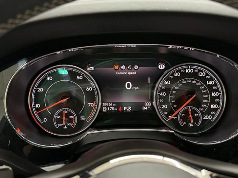Used 2019 Bentley Bentayga AWD/4WD image 86