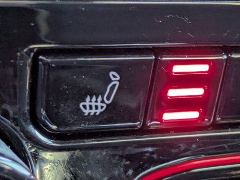 Used 2024 Jeep Grand Cherokee Trailhawk w/ Advanced Protech Group II image 30