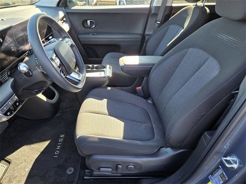 Certified 2025 Hyundai Ioniq 5 SE image 16