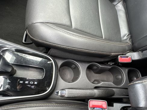 Used 2020 Chevrolet Trax Premier image 20