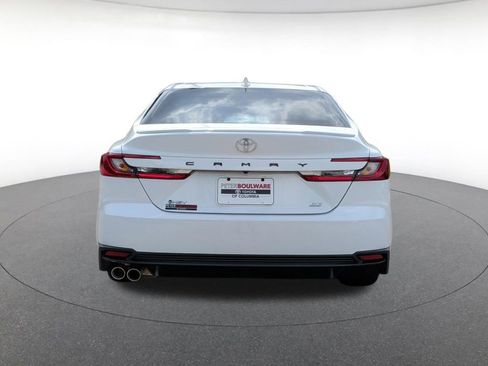 Used 2026 Toyota Camry SE FWD image 5