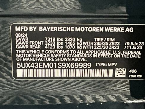 Used 2025 BMW ALPINA XB7 image 31