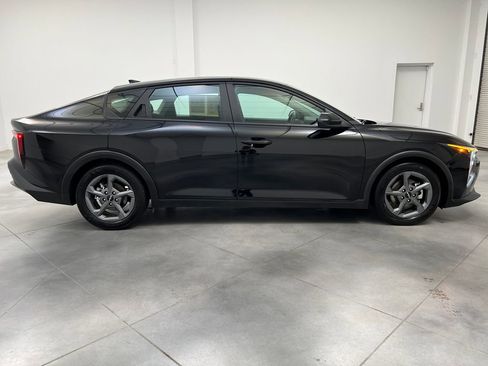 Used 2025 Kia K4 FWD image 8
