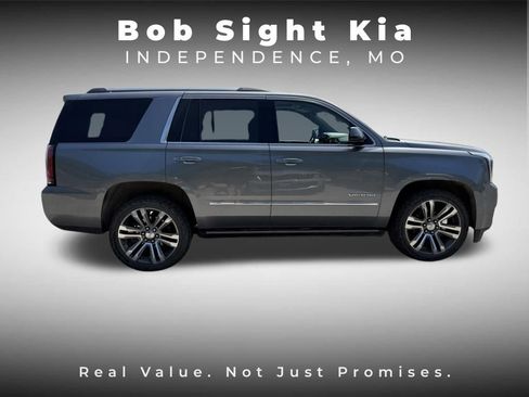 Used 2018 GMC Yukon Denali w/ Denali Ultimate Package AWD/4WD image 12