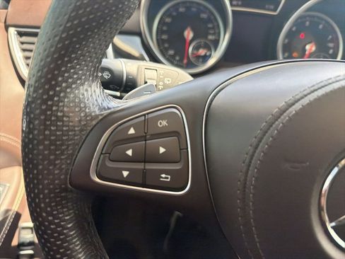 Used 2018 Mercedes-Benz GLS 450 4MATIC image 17