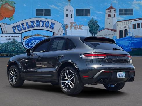 Used 2023 Porsche Macan AWD/4WD image 2