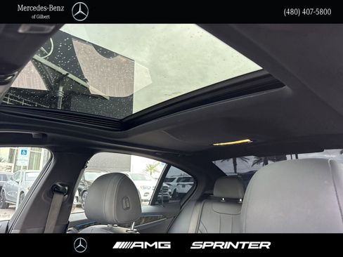 Used 2023 BMW 530e w/ Premium Package image 16