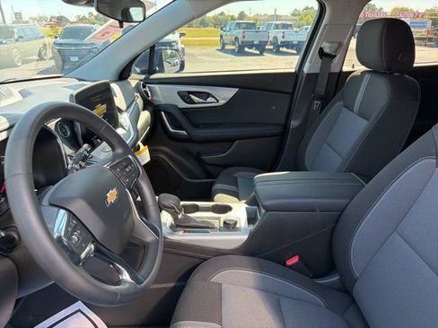 New 2025 Chevrolet Blazer LT w/ Midnight/Sport Edition image 8