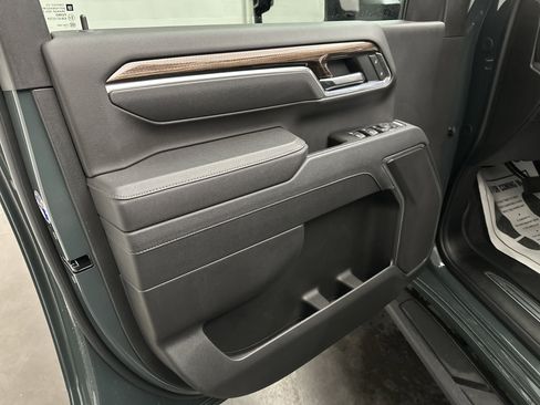 Used 2025 Chevrolet Silverado 2500 LT w/ Trail Boss Package image 22