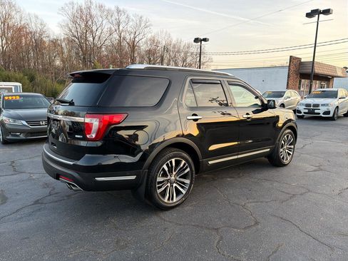 Used 2018 Ford Explorer Platinum image 7
