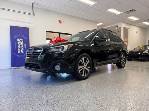 Used 2019 Subaru Outback 3.6R Limited w/ Popular Package #2 AWD/4WD image 14