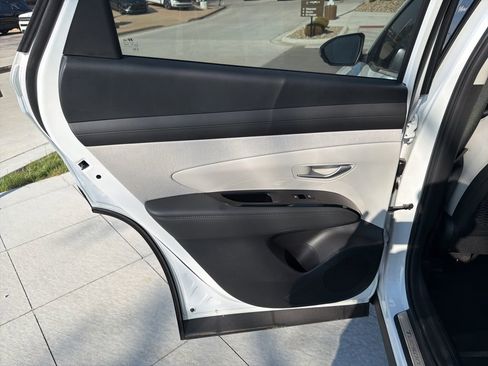 New 2026 Hyundai Tucson Limited AWD/4WD image 16