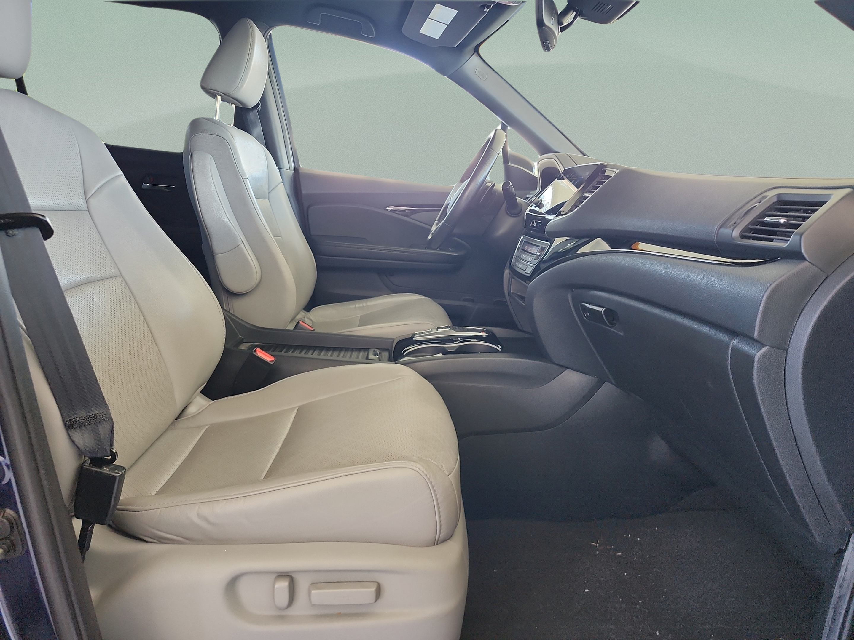 Certified 2019 Honda Passport Touring image 21