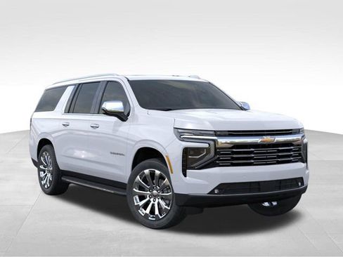 New 2026 Chevrolet Suburban Premier image 7