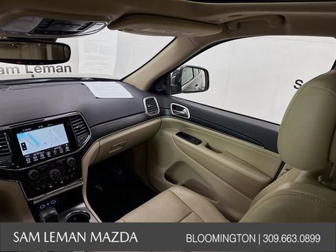 Used 2020 Jeep Grand Cherokee Limited w/ Luxury Group II image 24