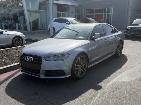 Used 2017 Audi S6 Premium Plus image 6