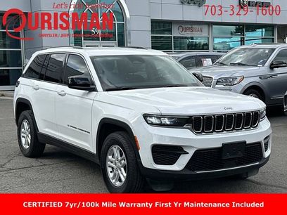 Used 2023 Jeep Grand Cherokee Laredo w/ Trailer Tow Prep Group (B)