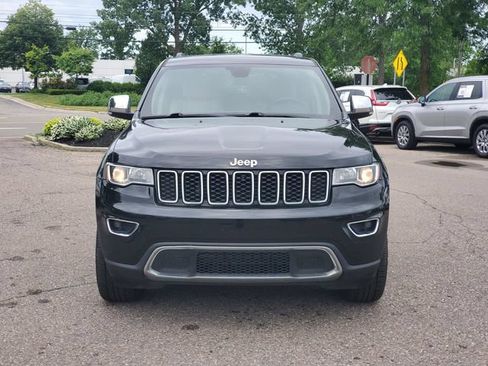 Used 2019 Jeep Grand Cherokee Limited AWD/4WD image 2